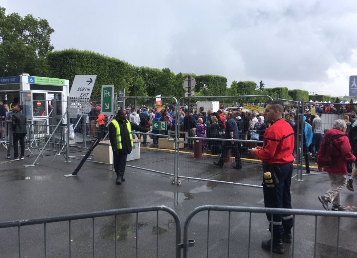 Εσφαλμένος ο συναγερμός στον Πύργο του Άιφελ (εικόνες)